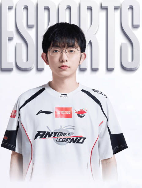 强援就位！媒体人：首钢外援小巴里·布朗今晨已经抵达北京